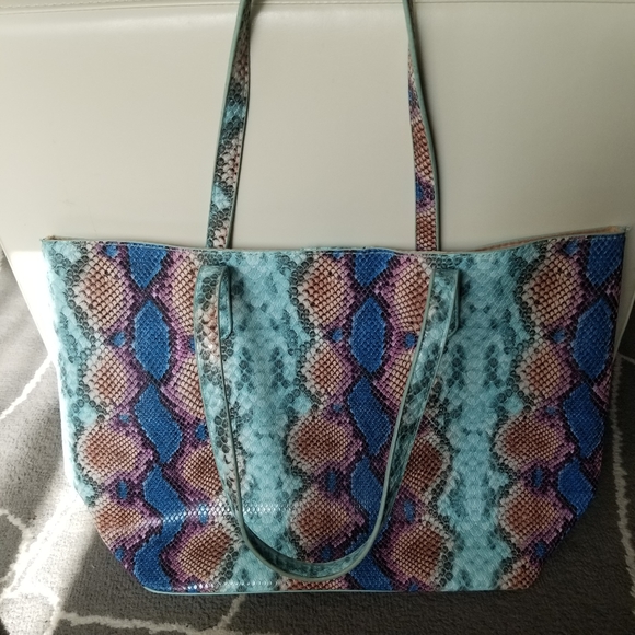 Snake Print 'Zoey' Tote by Caroline Hill - Picture 7 of 13